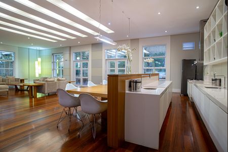 Apartamento para alugar com 76m², 2 quartos e 1 vagaÁrea comum - Salão de festas