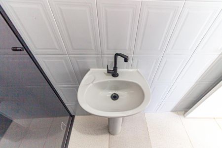 Apartamento à venda com 83m², 2 quartos e 1 vaga Apartamento à venda com 83m², 2 quartos e 1 vagaBanheiro