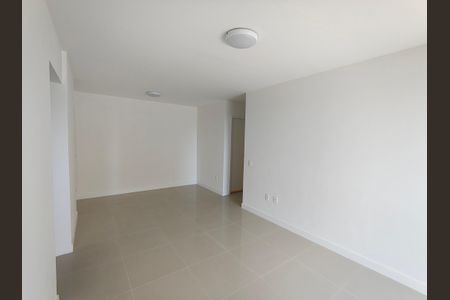 Apartamento para alugar com 86m², 2 quartos e 1 vagaSala