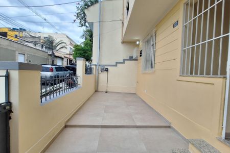 Casa para alugar com 60m², 2 quartos e sem vagaVaranda