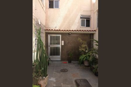 Apartamento para alugar com 56m², 2 quartos e 1 vaga Apartamento para alugar com 56m², 2 quartos e 1 vagaEntrada