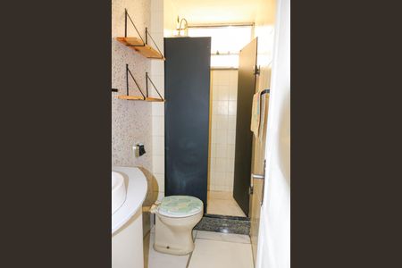 Apartamento para alugar com 56m², 2 quartos e 1 vaga Apartamento para alugar com 56m², 2 quartos e 1 vagaBanheiro