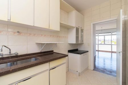 Apartamento para alugar com 130m², 3 quartos e 3 vagasCozinha
