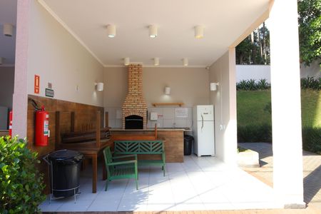 Apartamento à venda com 41m², 2 quartos e sem vagaÁrea comum - Churrasqueira