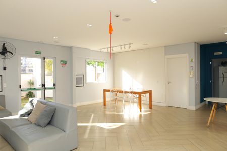 Apartamento à venda com 41m², 2 quartos e sem vagaÁrea comum - Salão de festas