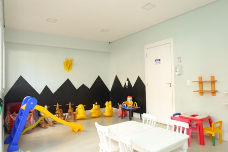 Apartamento à venda com 41m², 2 quartos e sem vagaÁrea comum - Brinquedoteca