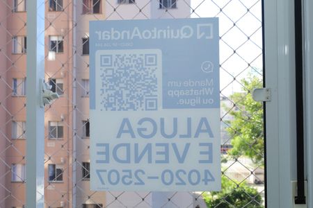 Apartamento à venda com 41m², 2 quartos e sem vagaPlaca instalada na janela do quarto do imóvel (4ºandar) - Código NVVR-210