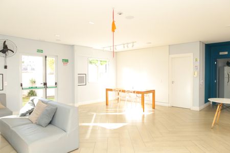 Apartamento à venda com 41m², 2 quartos e sem vagaÁrea comum - Salão de festas