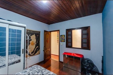 Casa à venda com 334m², 6 quartos e 2 vagasQuarto 2 - Casa 1