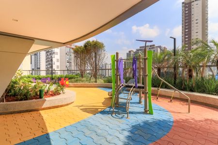 Studio à venda com 32m², 1 quarto e 1 vaga Studio à venda com 32m², 1 quarto e 1 vagaÁrea comum - Playground