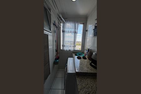 Apartamento à venda com 60m², 3 quartos e 1 vagaÁrea de Serviço