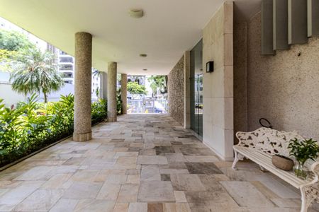 Apartamento à venda com 138m², 3 quartos e 1 vagaHall Social