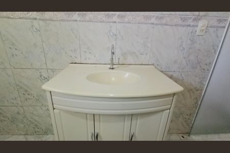 Casa para alugar com 250m², 3 quartos e 2 vagasBanheiro 3