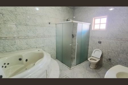 Casa para alugar com 250m², 3 quartos e 2 vagasBanheiro 3
