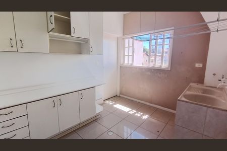 Casa para alugar com 250m², 3 quartos e 2 vagasÁrea de Serviço