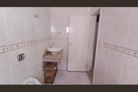 Casa para alugar com 250m², 3 quartos e 2 vagasBanheiro 5