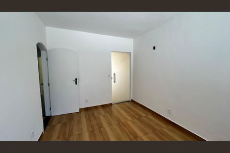 Quarto 2 de casa de condomínio para alugar com 2 quartos, 130m² em Vargem Pequena, Rio de Janeiro