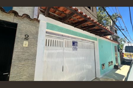 Casa de condomínio para alugar com 130m², 2 quartos e 2 vagasFachada