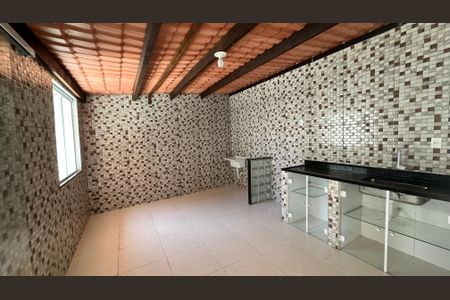 Casa de condomínio para alugar com 130m², 2 quartos e 2 vagasCozinha