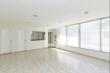 Apartamento à venda com 74m², 2 quartos e 1 vaga Apartamento à venda com 74m², 2 quartos e 1 vagaSalão de festas