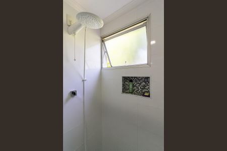 Apartamento à venda com 74m², 2 quartos e 1 vaga Apartamento à venda com 74m², 2 quartos e 1 vagaBanheiro Social