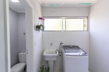 Apartamento à venda com 74m², 2 quartos e 1 vaga Apartamento à venda com 74m², 2 quartos e 1 vagaÁrea de Serviço