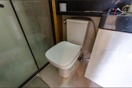 Apartamento à venda com 42m², 2 quartos e 1 vaga Apartamento à venda com 42m², 2 quartos e 1 vagaBanheiro