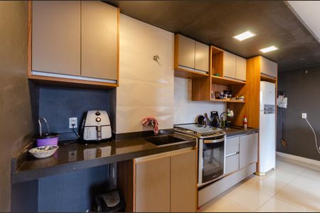 Apartamento à venda com 42m², 2 quartos e 1 vaga Apartamento à venda com 42m², 2 quartos e 1 vagaCozinha