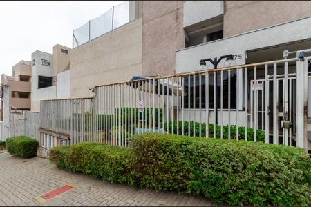 Apartamento à venda com 42m², 2 quartos e 1 vaga Apartamento à venda com 42m², 2 quartos e 1 vagaFachada