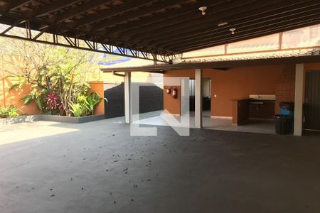 Apartamento à venda com 43m², 2 quartos e 1 vaga Apartamento à venda com 43m², 2 quartos e 1 vagaÁrea comum - Salão de festas