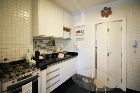 Apartamento à venda com 90m², 2 quartos e 1 vagaCozinha