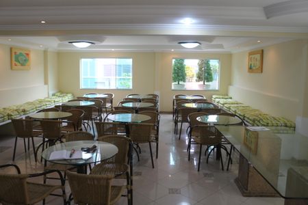 Apartamento à venda com 100m², 3 quartos e 2 vagasÁrea comum - Salão de festas