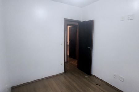 Apartamento à venda com 100m², 3 quartos e 2 vagasQuarto 2