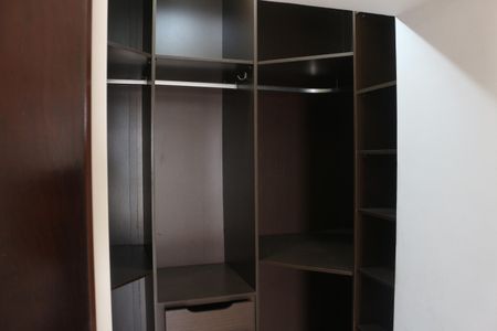 Apartamento à venda com 100m², 3 quartos e 2 vagasCloset da suíte