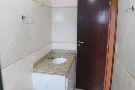 Apartamento à venda com 100m², 3 quartos e 2 vagasBanheiro da Suíte