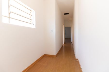 Casa à venda com 157m², 2 quartos e 2 vagasCorredor
