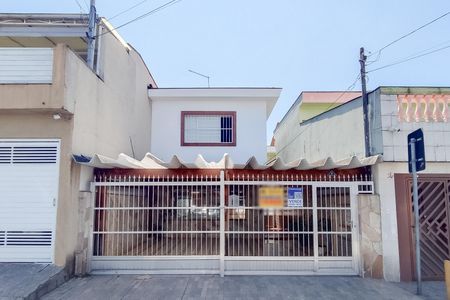 Casa à venda com 157m², 2 quartos e 2 vagasFachada 