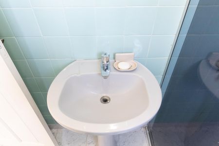 Casa à venda com 157m², 2 quartos e 2 vagasBanheiro 1