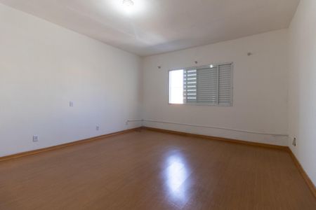 Casa à venda com 157m², 2 quartos e 2 vagasQuarto 1