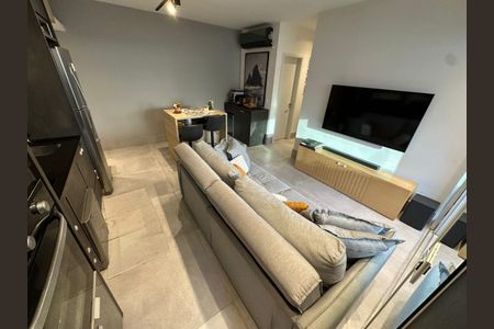 Apartamento à venda com 81m², 2 quartos e 2 vagasFoto 03