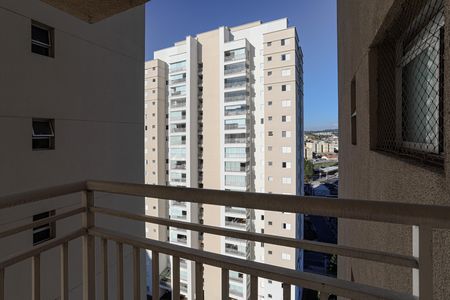 Apartamento para alugar com 89m², 3 quartos e 2 vagasVista - Área de Serviço
