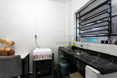 Casa à venda com 310m², 6 quartos e 1 vagaCasa B - Cozinha