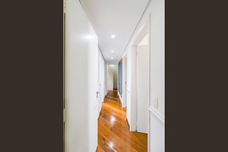 Apartamento para alugar com 106m², 3 quartos e 2 vagas Apartamento para alugar com 106m², 3 quartos e 2 vagasCorredor