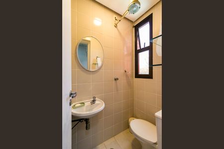 Apartamento para alugar com 106m², 3 quartos e 2 vagas Apartamento para alugar com 106m², 3 quartos e 2 vagasBanheiro de Serviço