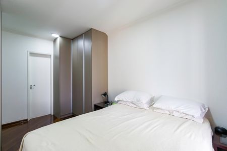 Apartamento para alugar com 106m², 3 quartos e 2 vagas Apartamento para alugar com 106m², 3 quartos e 2 vagasSuíte