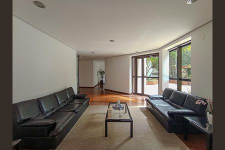 Apartamento para alugar com 106m², 3 quartos e 2 vagas Apartamento para alugar com 106m², 3 quartos e 2 vagasÁrea comum