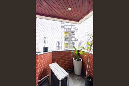 Apartamento para alugar com 106m², 3 quartos e 2 vagas Apartamento para alugar com 106m², 3 quartos e 2 vagasVaranda Sala