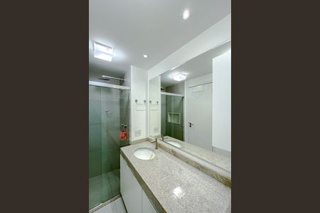 Apartamento à venda com 57m², 2 quartos e 1 vagaBanheiro da Suíte