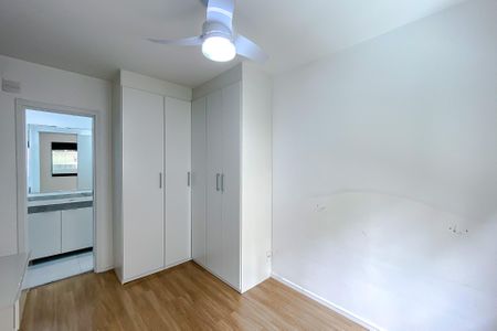 Apartamento à venda com 57m², 2 quartos e 1 vagaQuarto 2 - Suíte