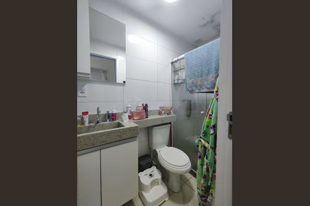 Apartamento à venda com 54m², 2 quartos e 1 vaga Apartamento à venda com 54m², 2 quartos e 1 vagaBanheiro